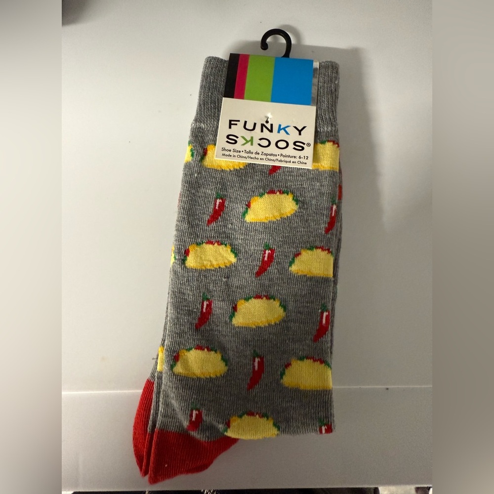 Gray Taco and Chili Patterned Casual Socks